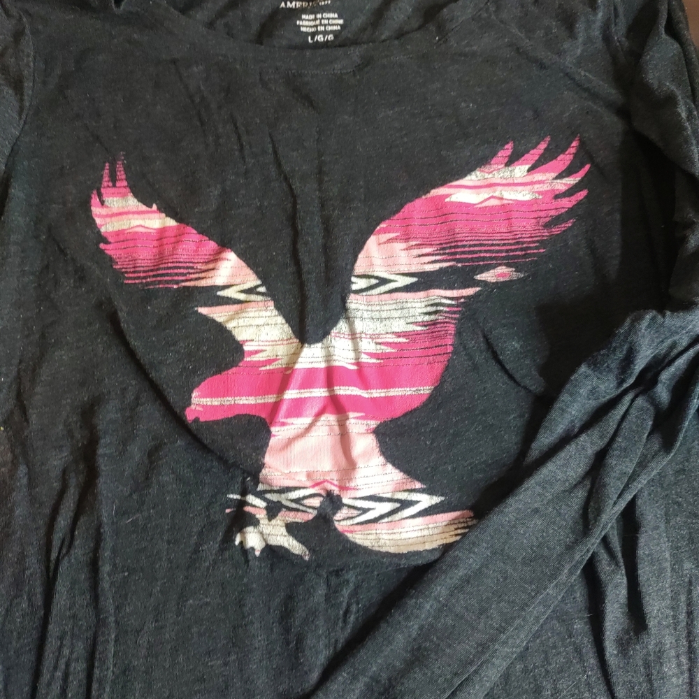 Large long sleeve American Eagle shirt
